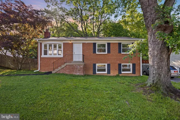 $499,000 | 13907 Lynhurst Drive, Woodbridge, VA 22193