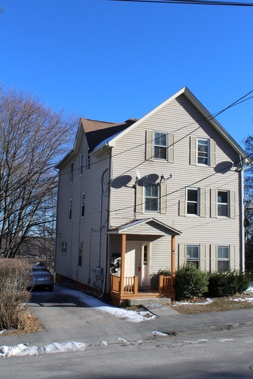 7 Stockholm Street Worcester, MA 01607 - Photo 4 of 19 Gallery Image 4