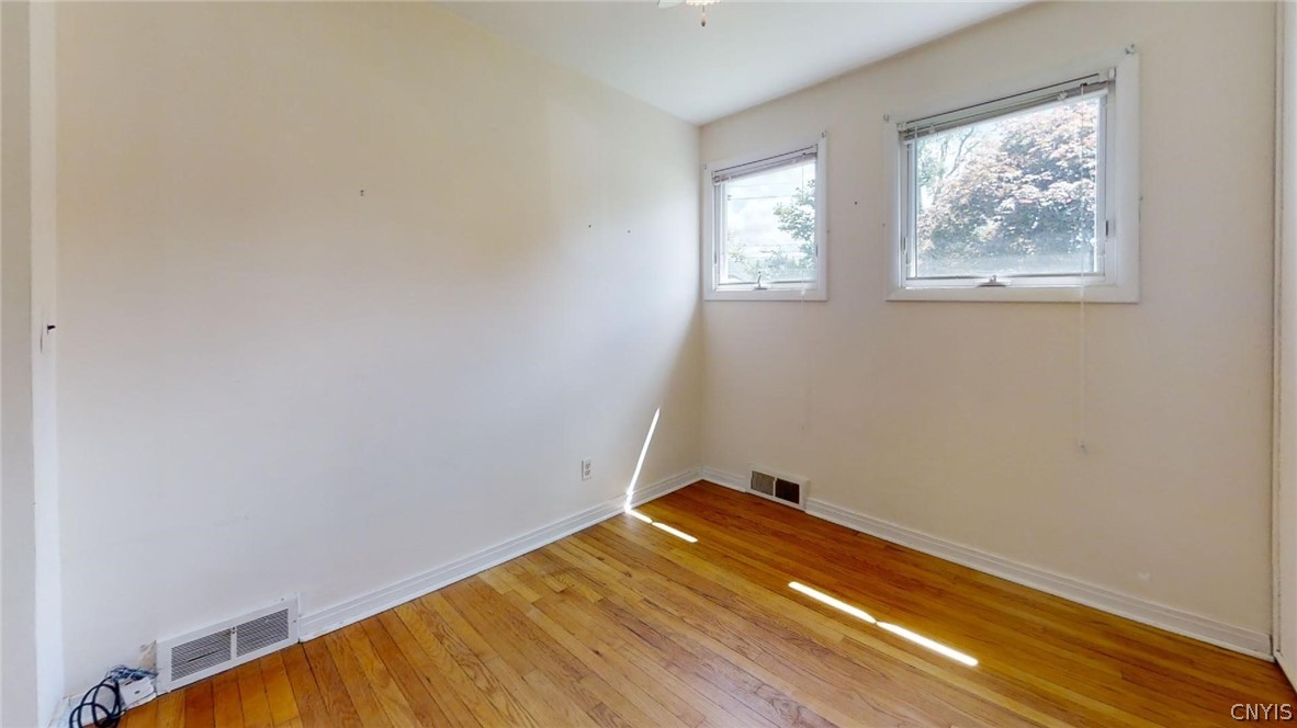 134 Oxford Road New Hartford, NY 13413 - Photo 11 of 18