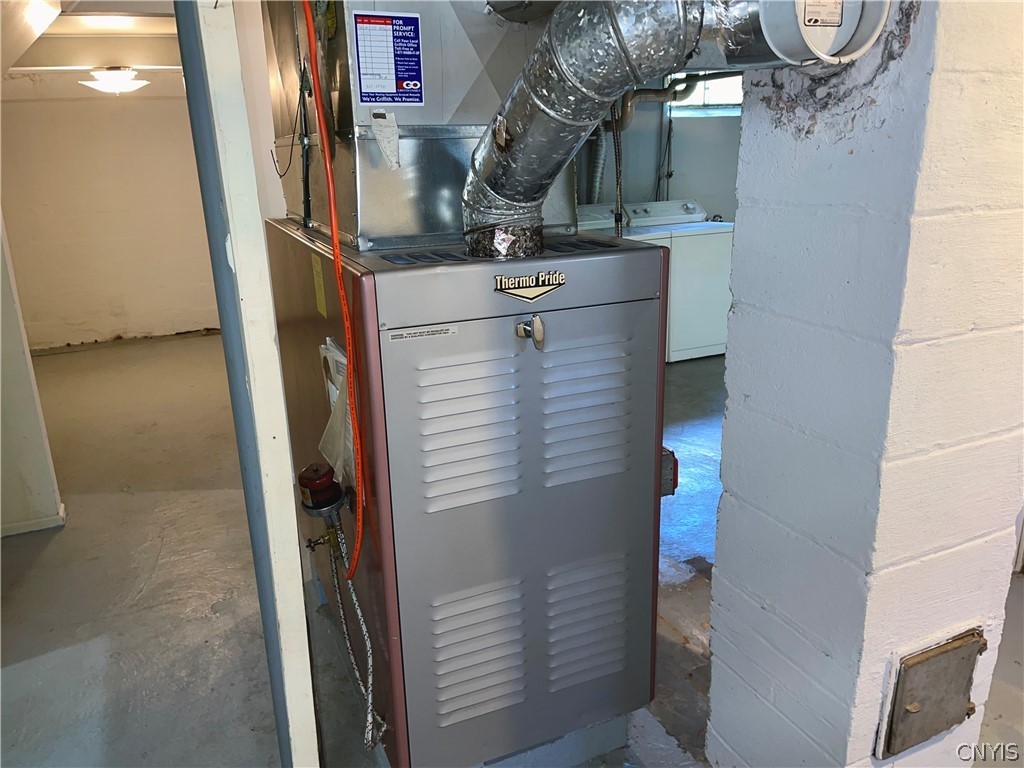 134 Oxford Road New Hartford, NY 13413 - Photo 17 of 18