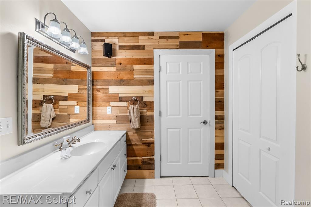 6500 North Seymour Road Flushing, MI 48433 - Photo 31 of 48