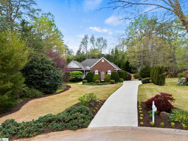 $525,000 | 205 View Forest Court, Greer, SC 29651