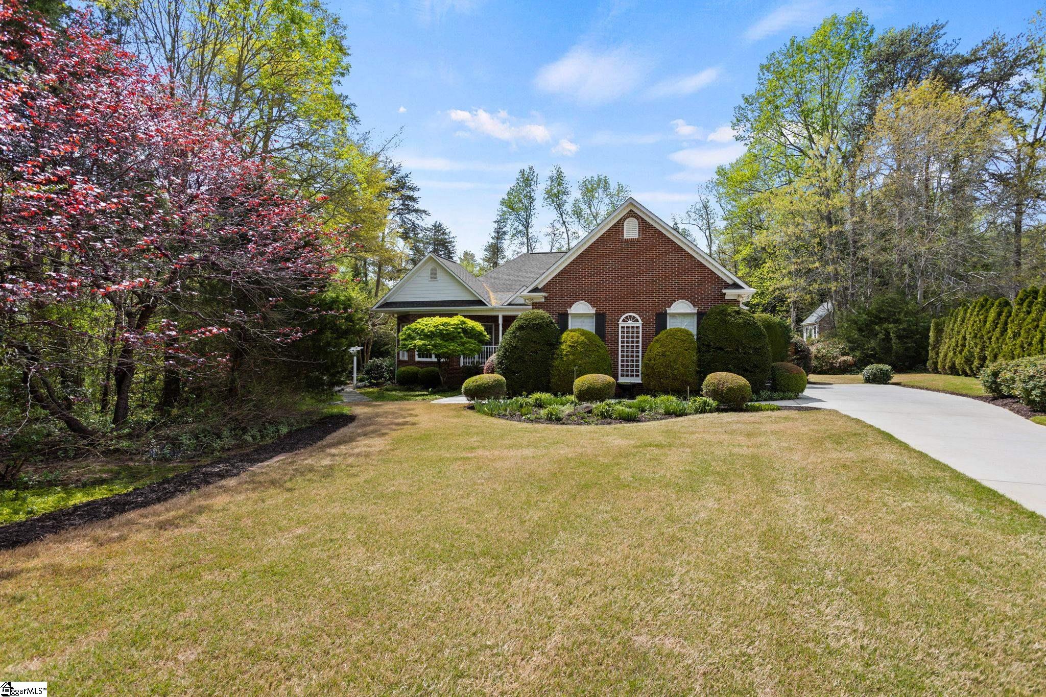205 View Forest Court Greer, SC 29651 - Photo 3 of 36