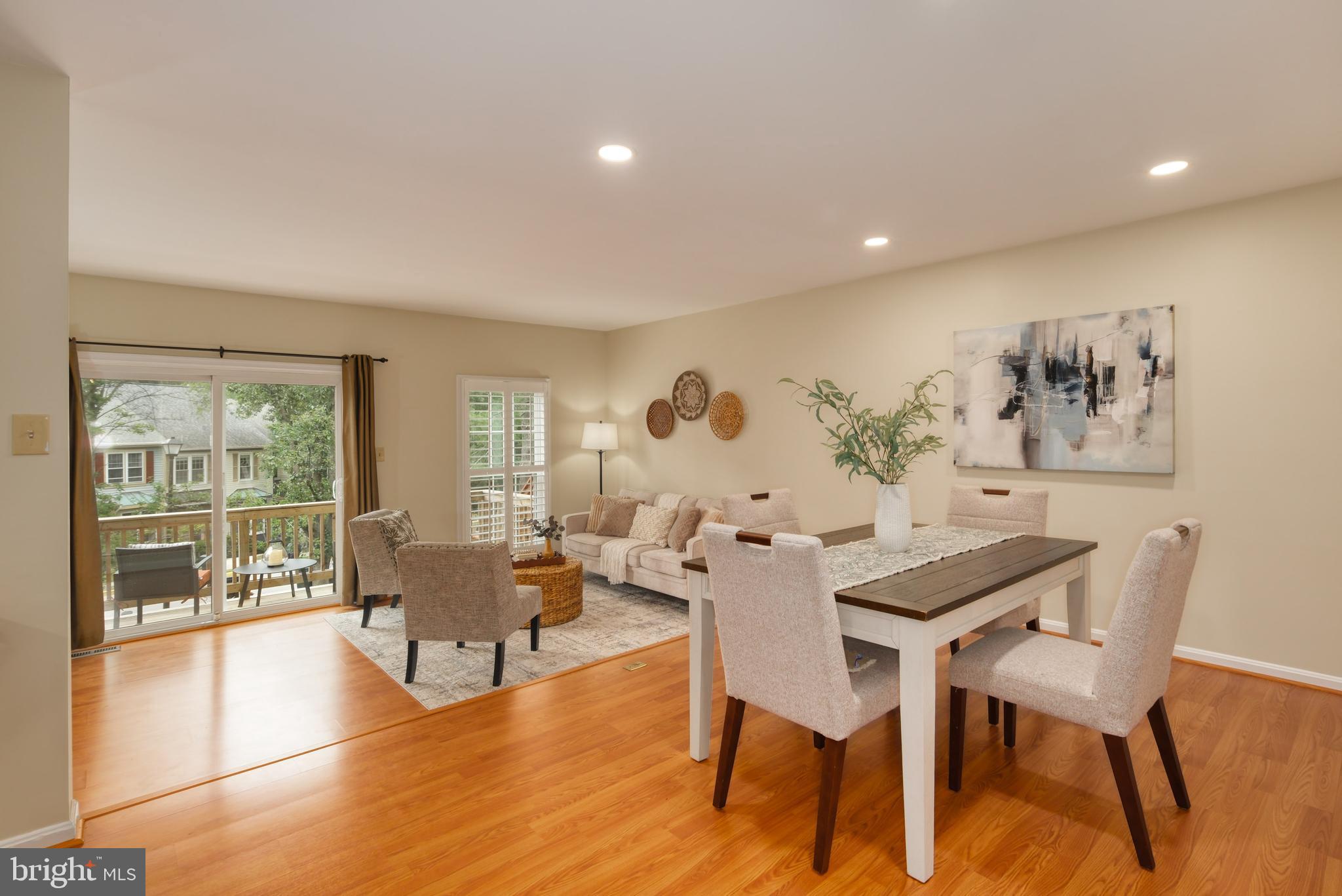 8174 Cliffview Avenue Springfield, VA 22153 - Photo 13 of 55 Combo DR/LR on main level