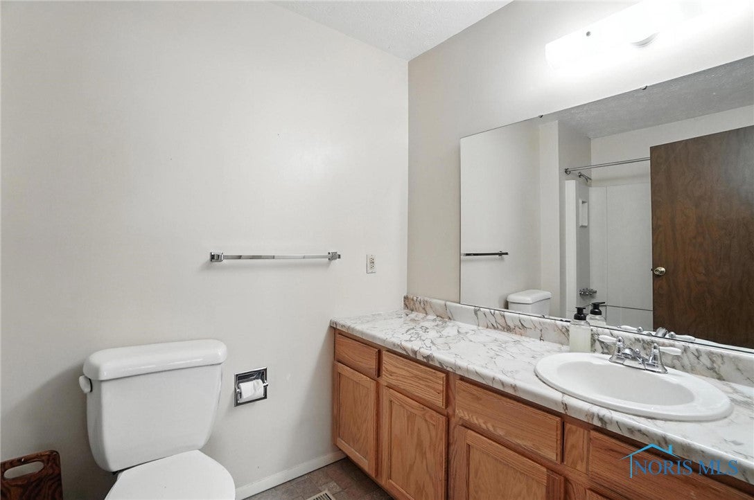 28713 Starlight Road Perrysburg, OH 43551 - Photo 27 of 40 Gallery Image 27