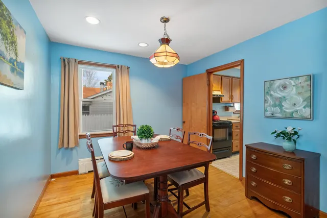 $375,000 | 44 Edgemoor Drive, Burlington, VT 05408