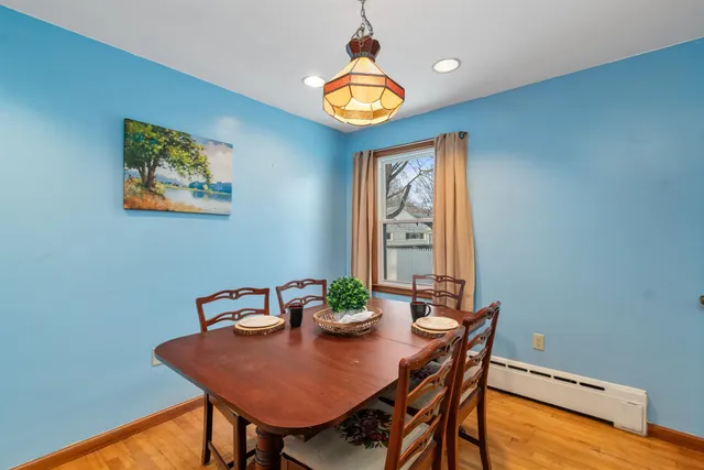 $375,000 | 44 Edgemoor Drive, Burlington, VT 05408