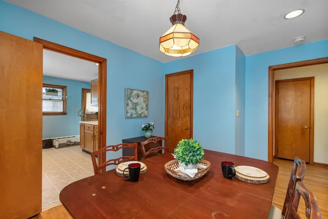 $375,000 | 44 Edgemoor Drive, Burlington, VT 05408