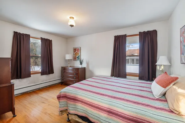 $375,000 | 44 Edgemoor Drive, Burlington, VT 05408