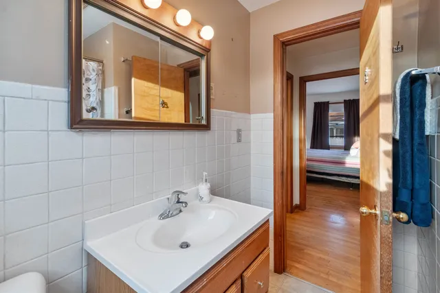 $375,000 | 44 Edgemoor Drive, Burlington, VT 05408