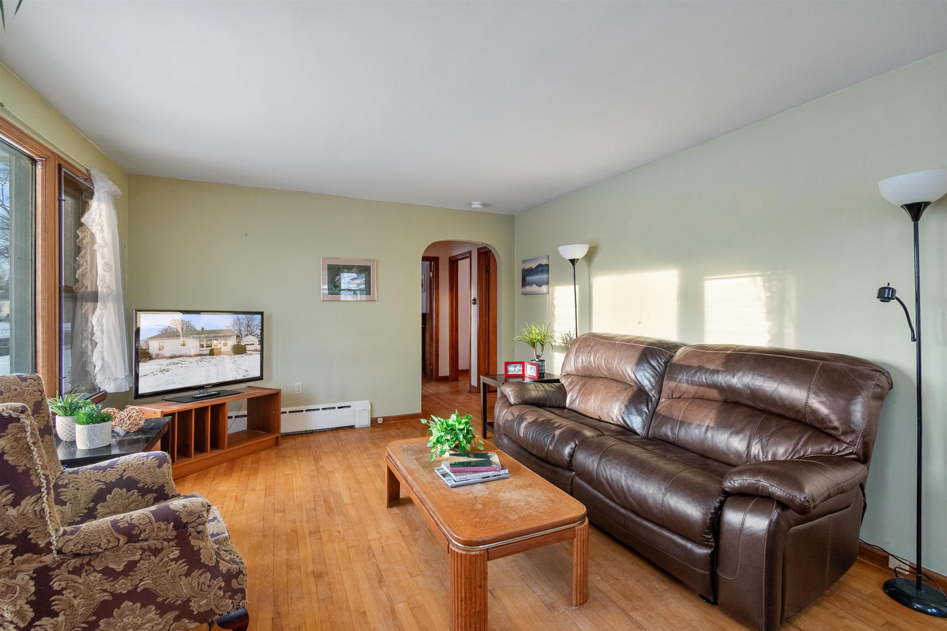 44 Edgemoor Drive Burlington, VT 05408 - Photo 6 of 34