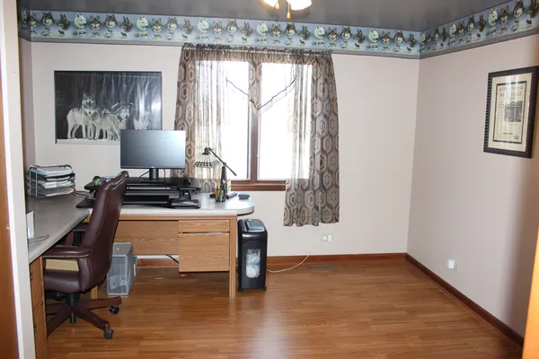 $449,900 | 13528 Lavergne Avenue, Crestwood, IL 60418