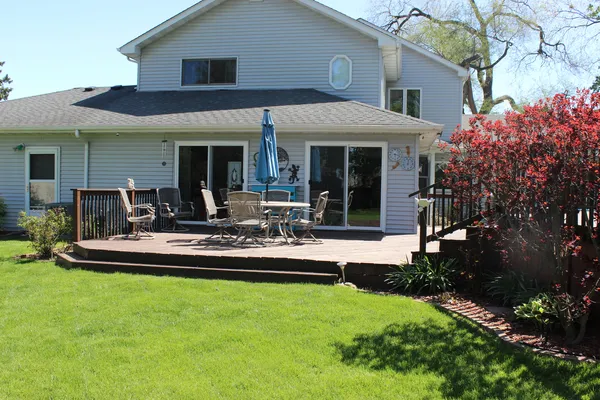 $449,900 | 13528 Lavergne Avenue, Crestwood, IL 60418