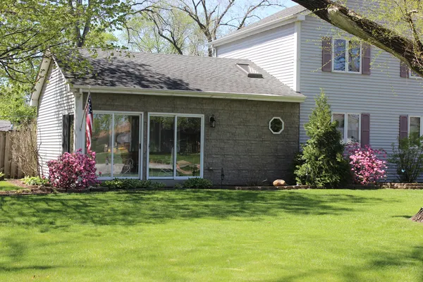 $449,900 | 13528 Lavergne Avenue, Crestwood, IL 60418
