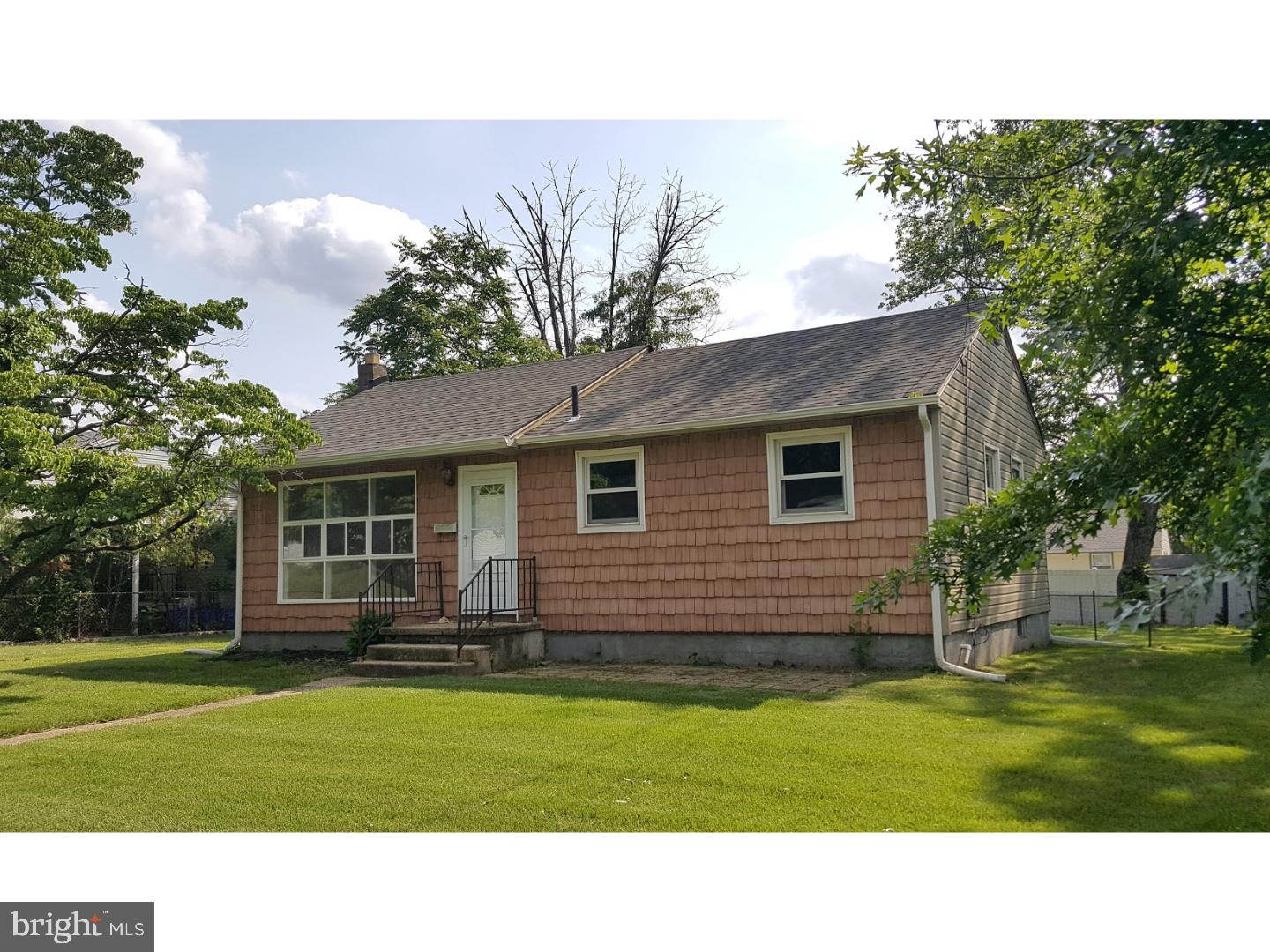 508 Johnson Place Magnolia, NJ 08049 - Photo 2 of 16 Gallery Image 2