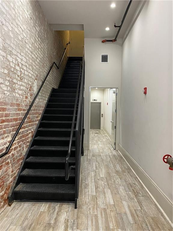 308 Decatur Street, Unit 202 New Orleans, LA 70130 - Photo 2 of 33