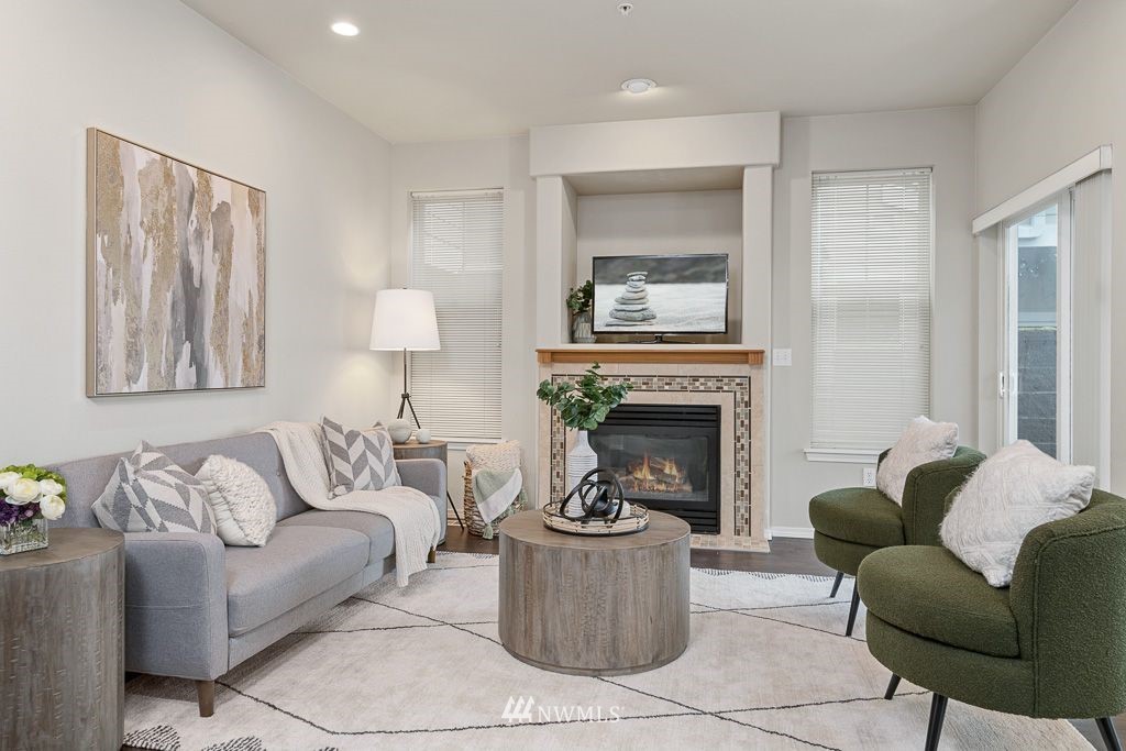 17127 114th Avenue Southeast Renton, WA 98055 - Photo 4 of 40 Gallery Image 4