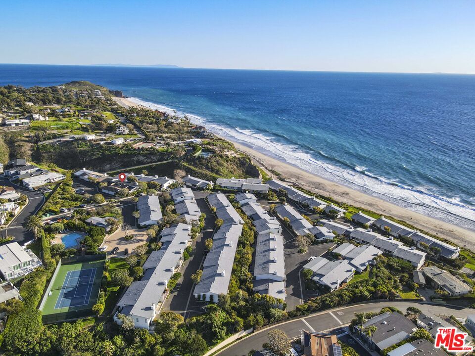 6801 Seawatch Lane Malibu, CA 90265 - Photo 25 of 34