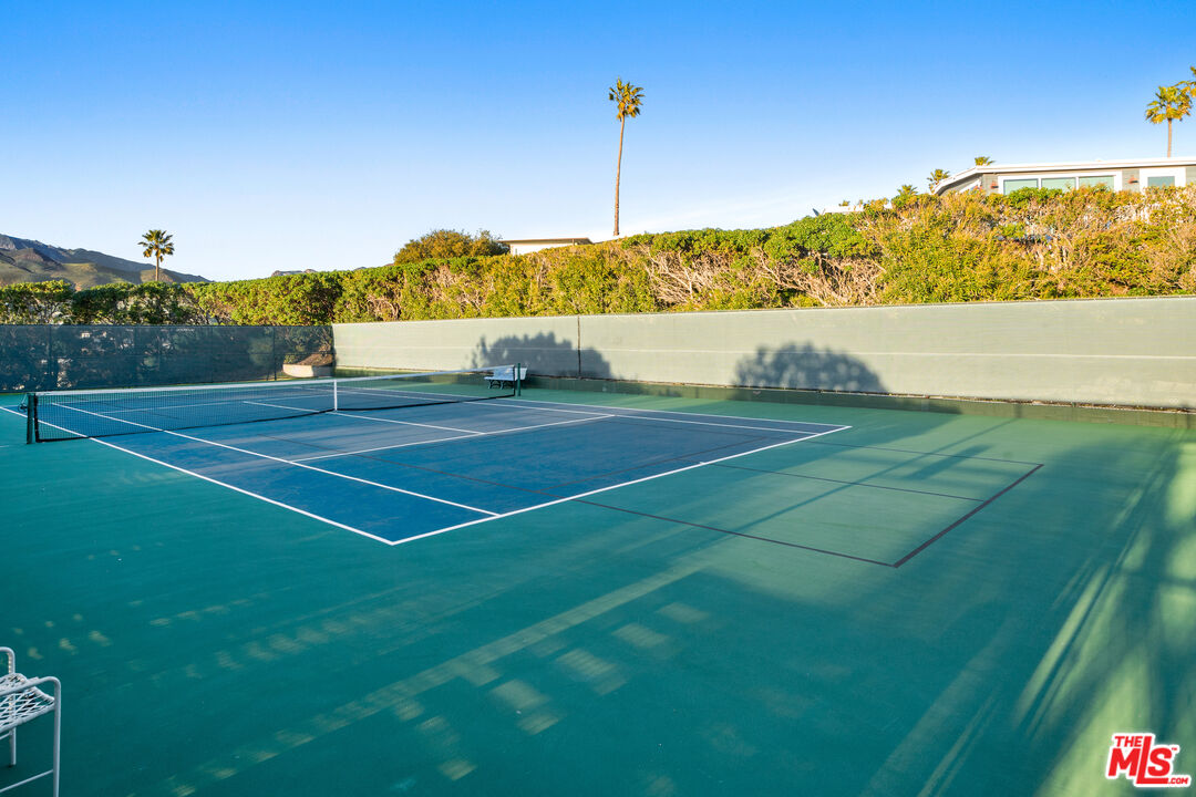 6801 Seawatch Lane Malibu, CA 90265 - Photo 31 of 34 a view of a tennis court