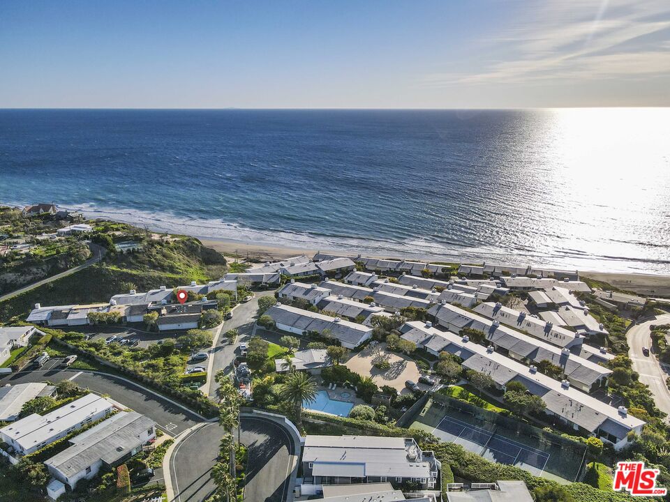 6801 Seawatch Lane Malibu, CA 90265 - Photo 33 of 34