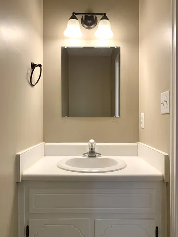 $1,750 | 1233 Cobblestone Lane, Clarksville, TN 37042