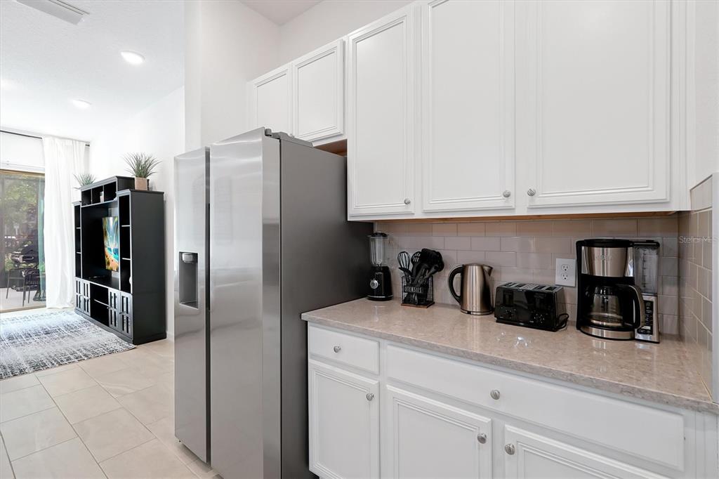 10400 Ebb Tide Lane Orlando, FL 32821 - Photo 11 of 64