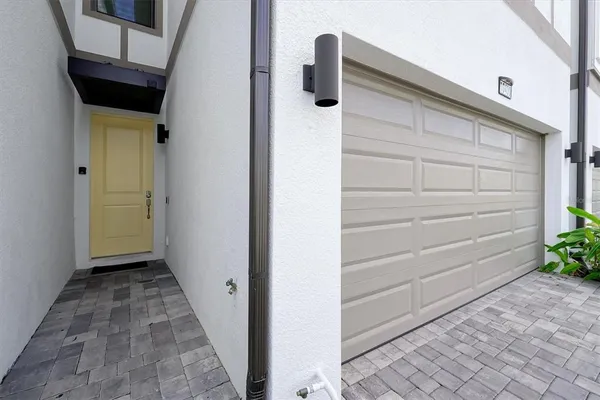 $898,000 | 10400 Ebb Tide Lane, Orlando, FL 32821