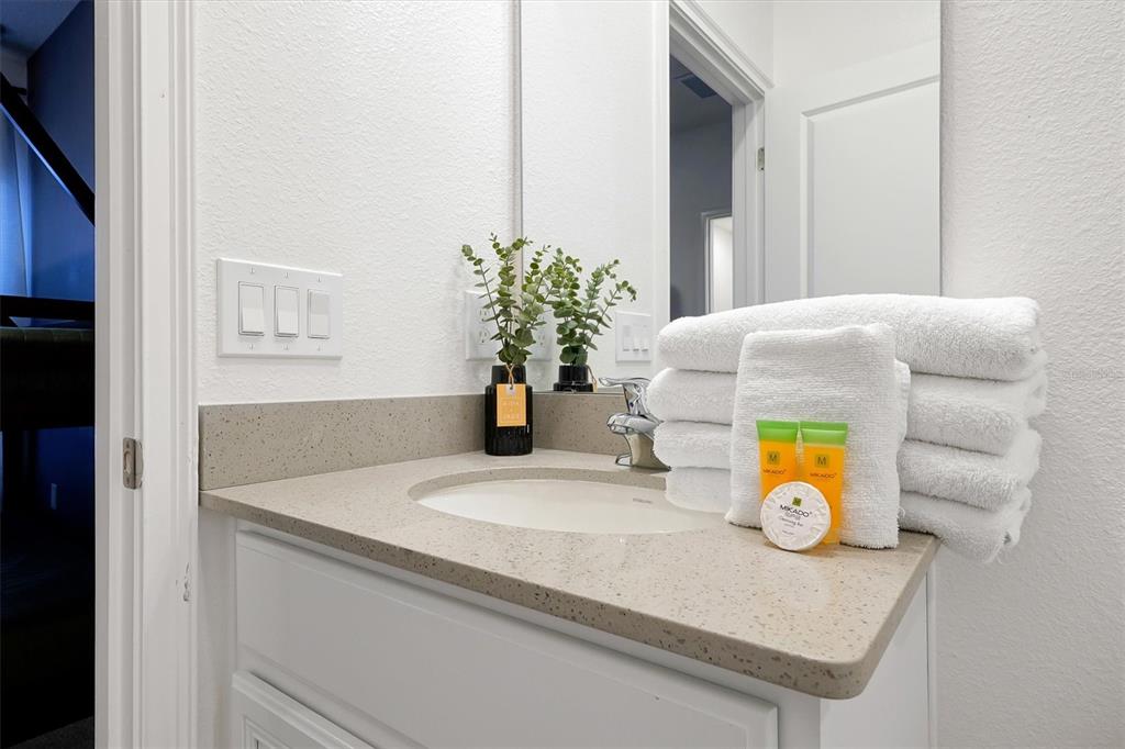 10400 Ebb Tide Lane Orlando, FL 32821 - Photo 36 of 64