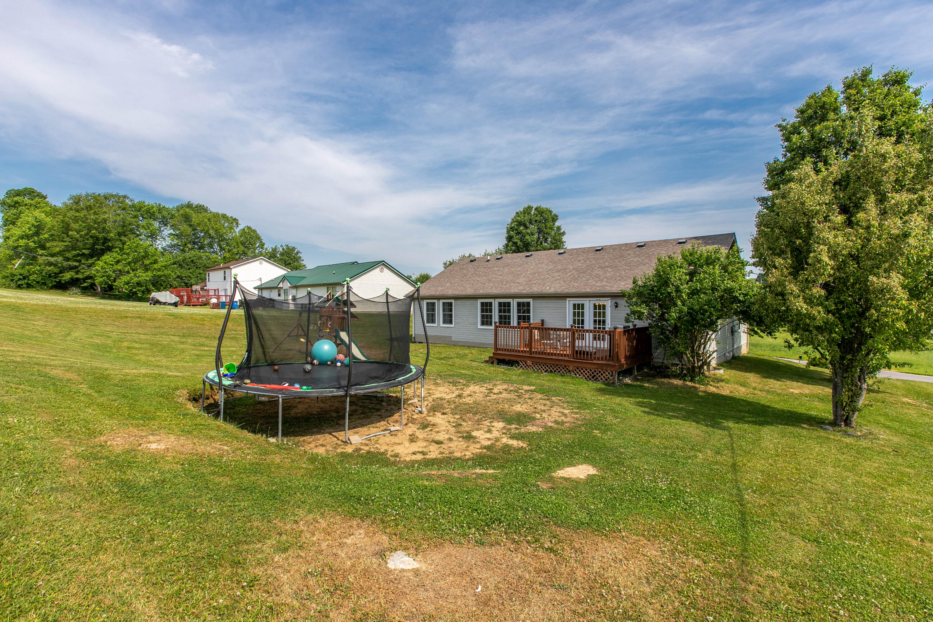1025 Regency Road Danville, KY 40422 - Photo 11 of 35 2-17