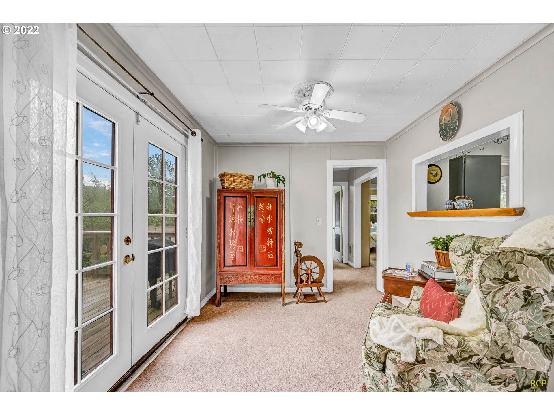 1485 North Wahanna Road Seaside, OR 97138 - Photo 6 of 32 Sun Room