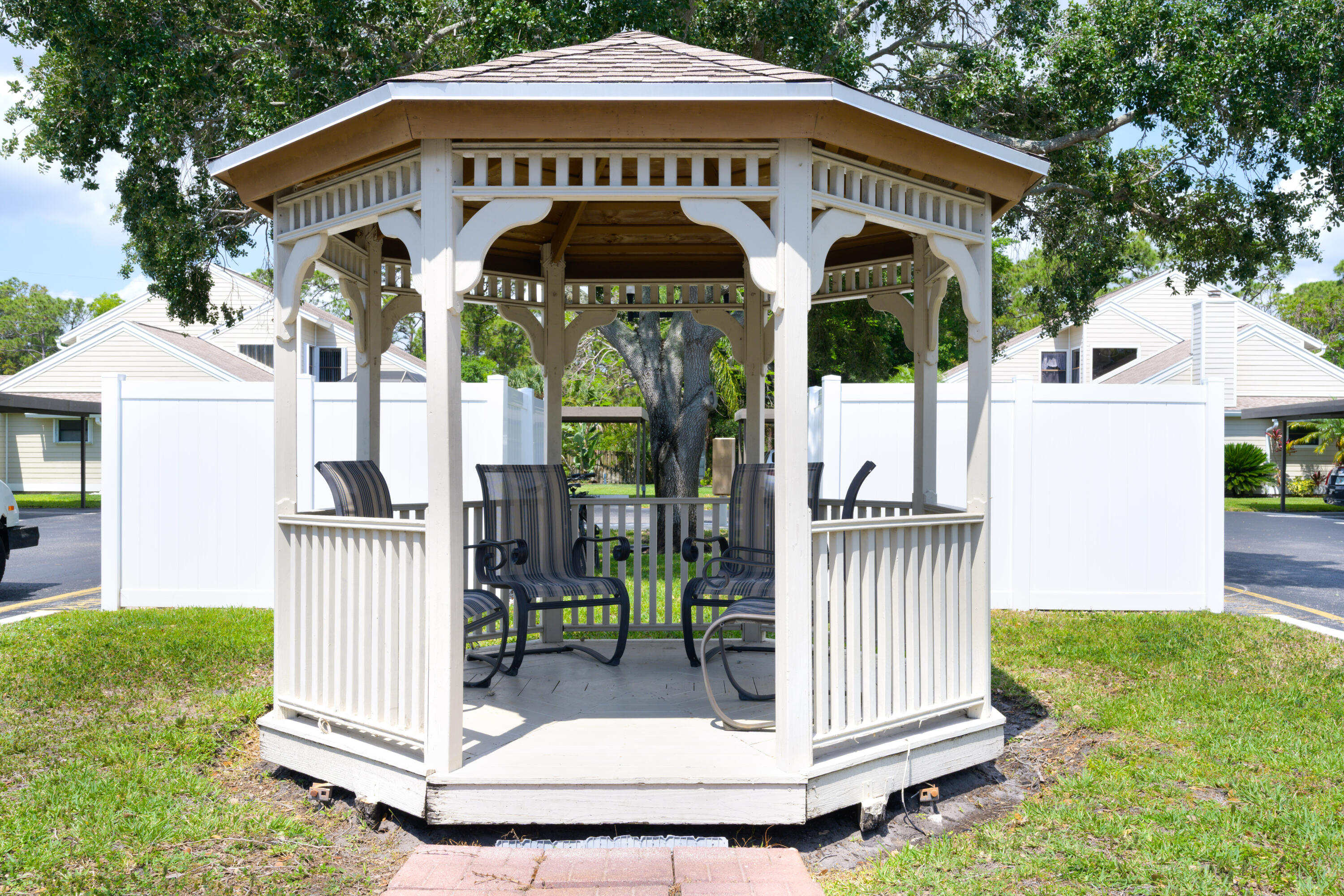 1202 Summerwinds Lane Jupiter, FL 33458 - Photo 25 of 38 Community