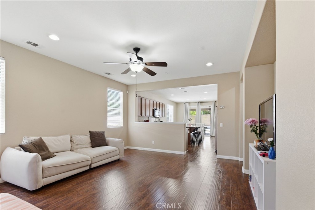 32634 Ritchart Court Temecula, CA 92592 - Photo 5 of 22 a living room with furniture and a wooden floor
