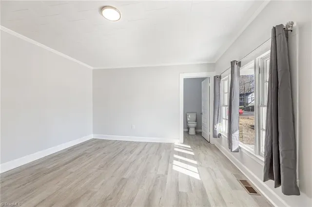 $1,300 | 1309 Ridge Avenue, Eden, NC 27288