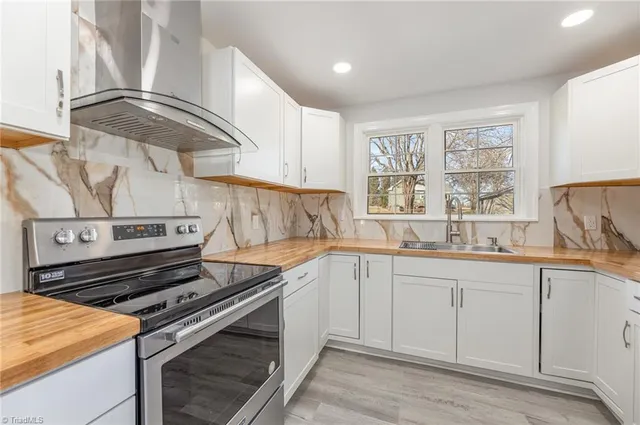 $1,300 | 1309 Ridge Avenue, Eden, NC 27288