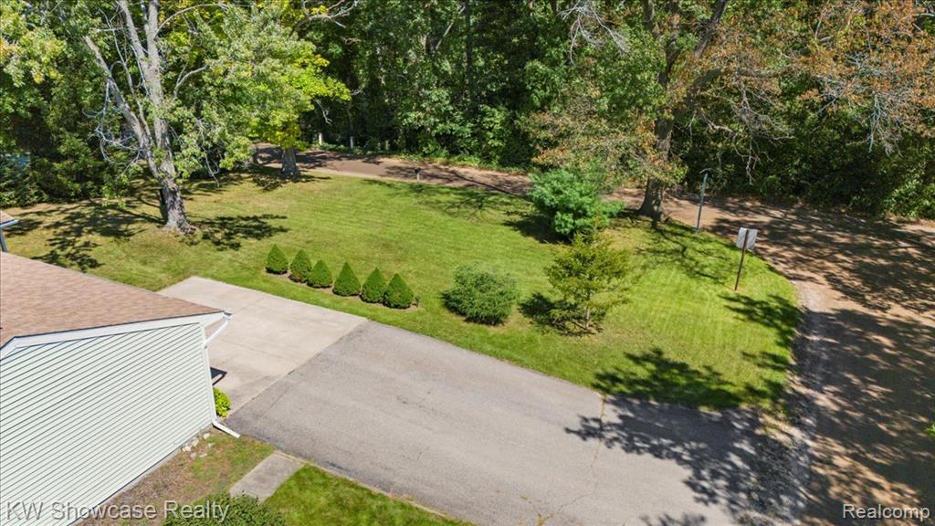 5971 Farley Road Clarkston, MI 48346 - Photo 5 of 55