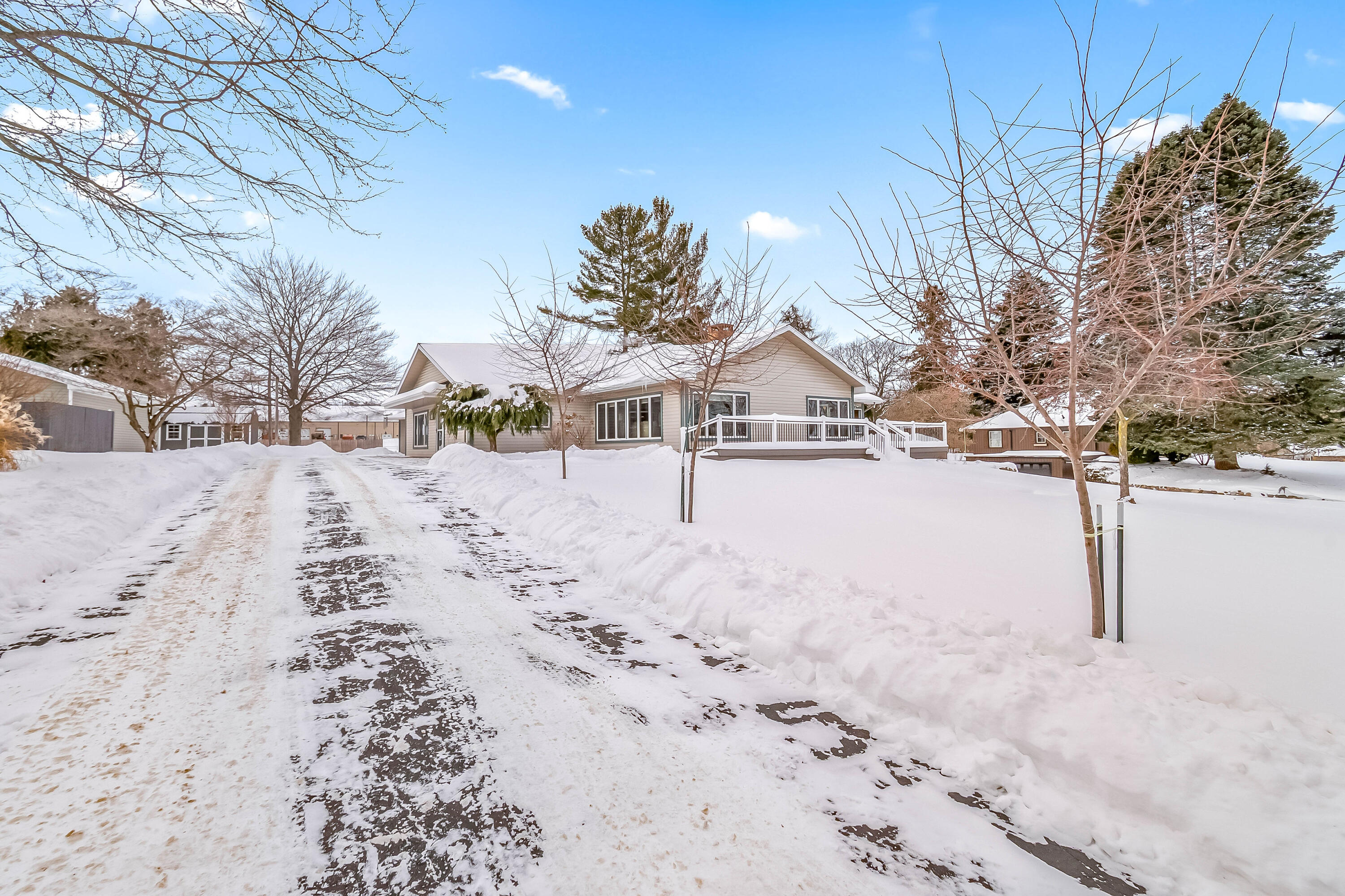 2440 Steamburg Road Hillsdale, MI 49242 - Photo 13 of 56 20