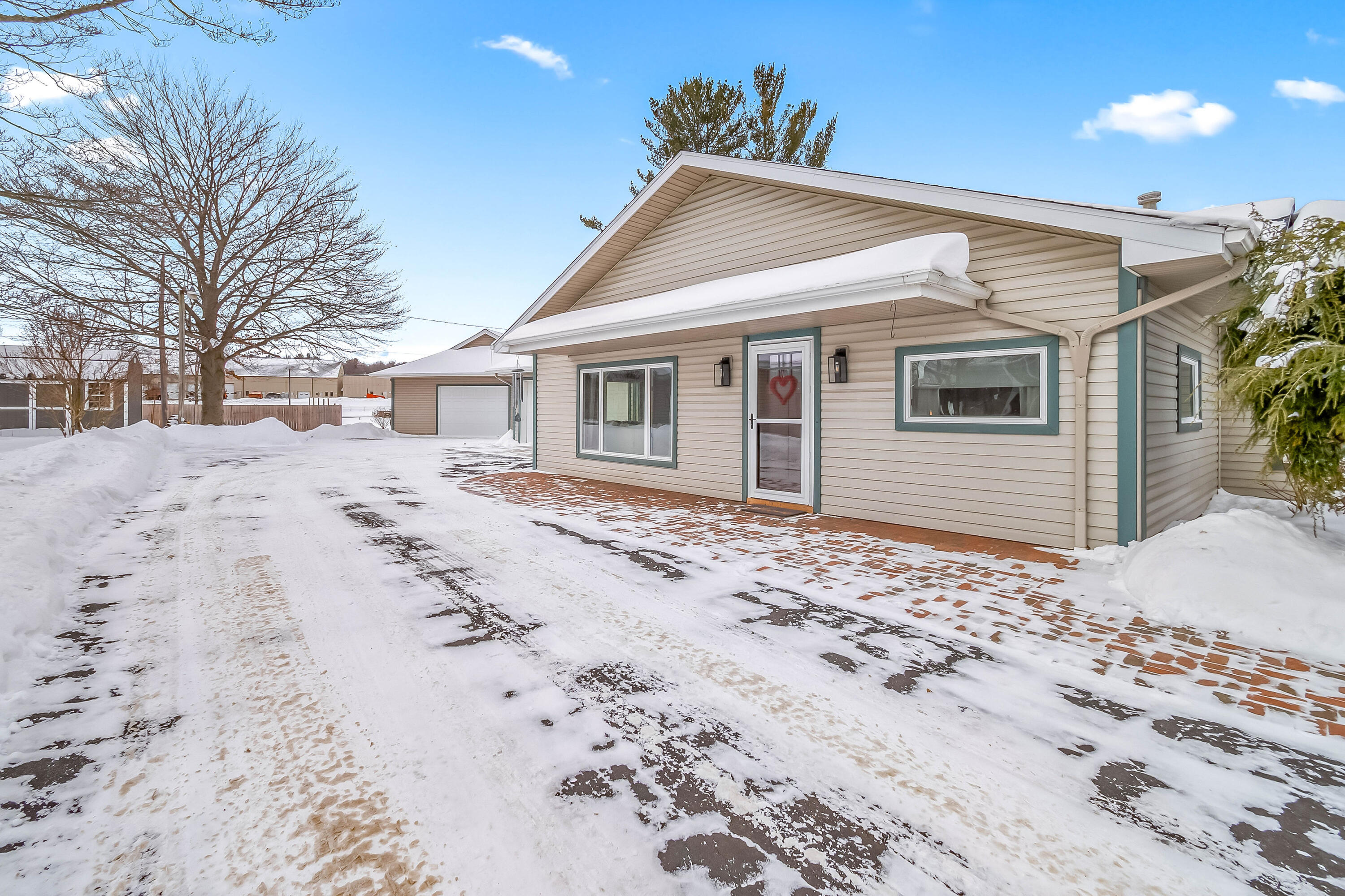 2440 Steamburg Road Hillsdale, MI 49242 - Photo 14 of 56 22