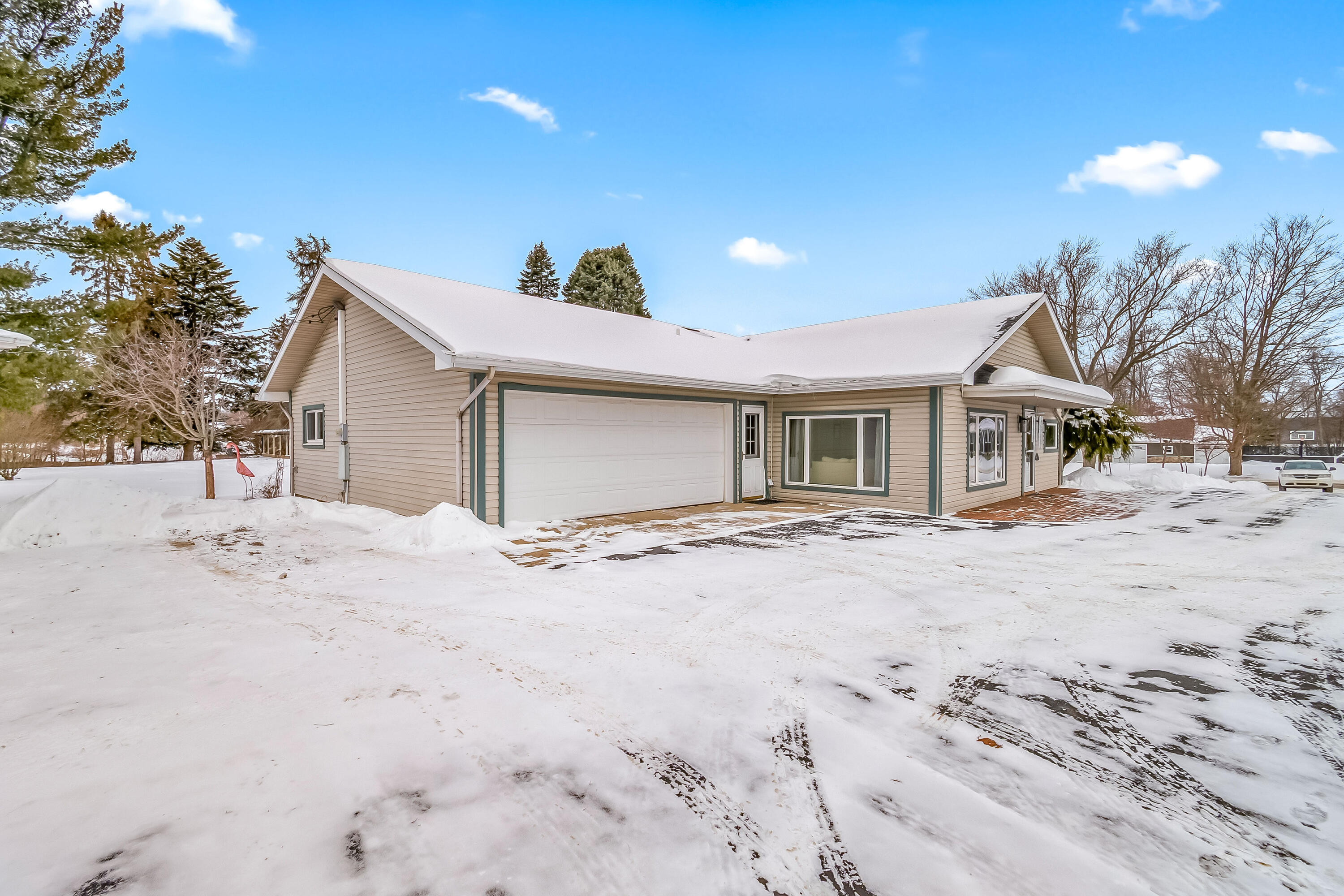 2440 Steamburg Road Hillsdale, MI 49242 - Photo 5 of 56 25