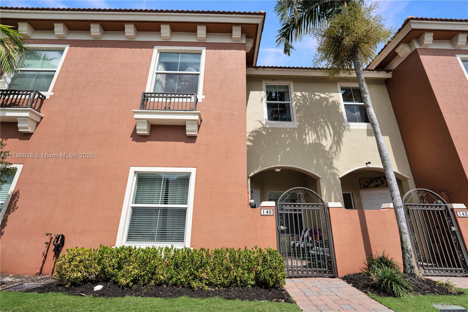 140 Monterey Bay Drive Boynton Beach, FL 33426 - Photo 1 of 43