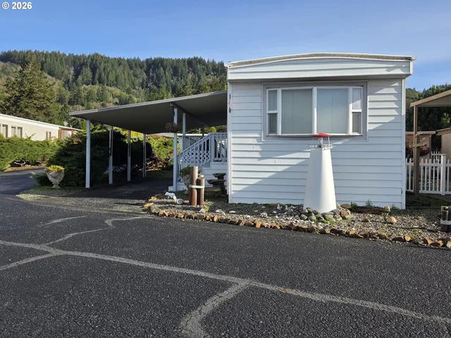 $103,900 | 97972 Hallway Road, Unit 22, Brookings, OR 97415