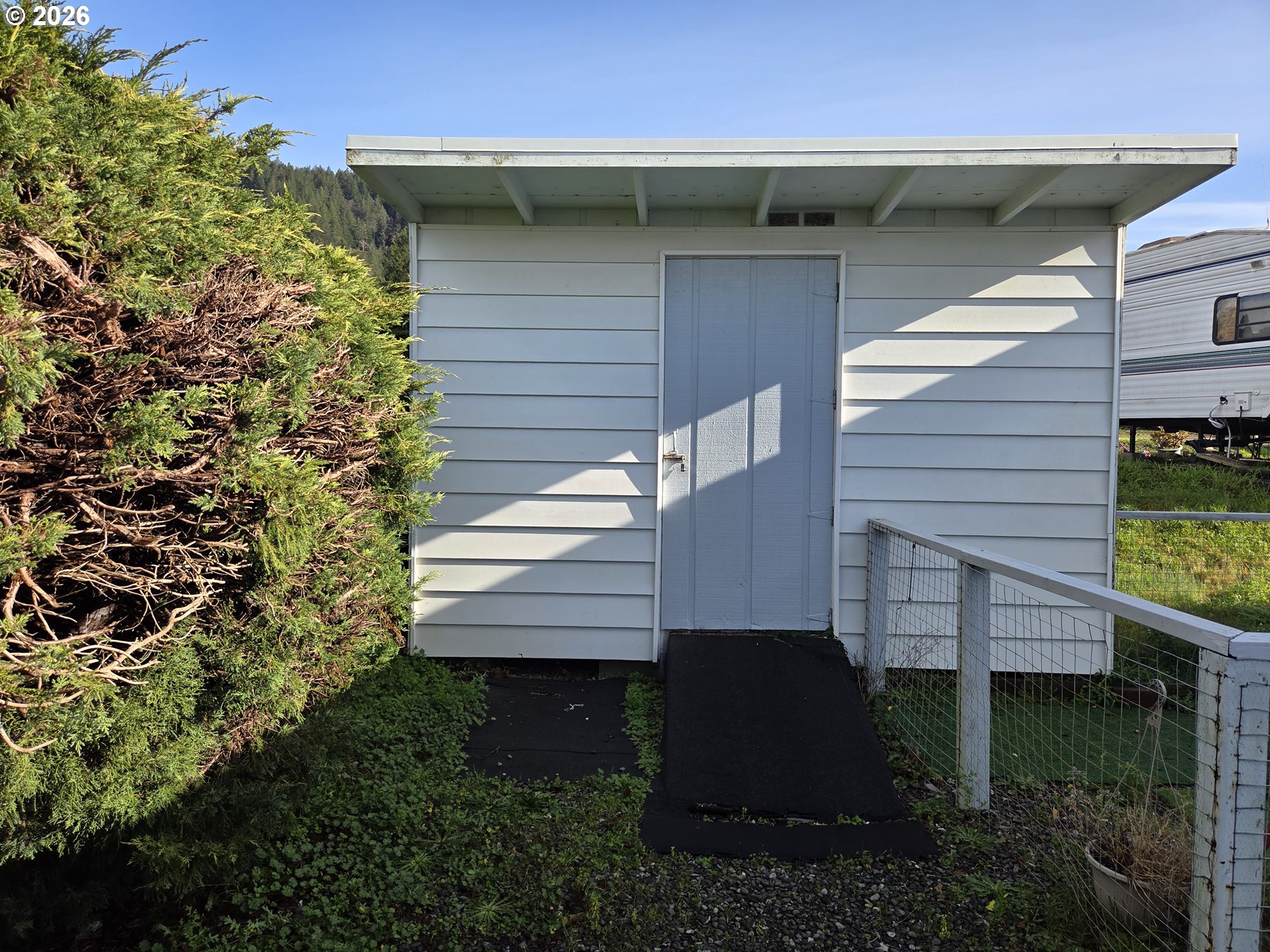 97972 Hallway Road, Unit 22 Brookings, OR 97415 - Photo 7 of 25 Shed
