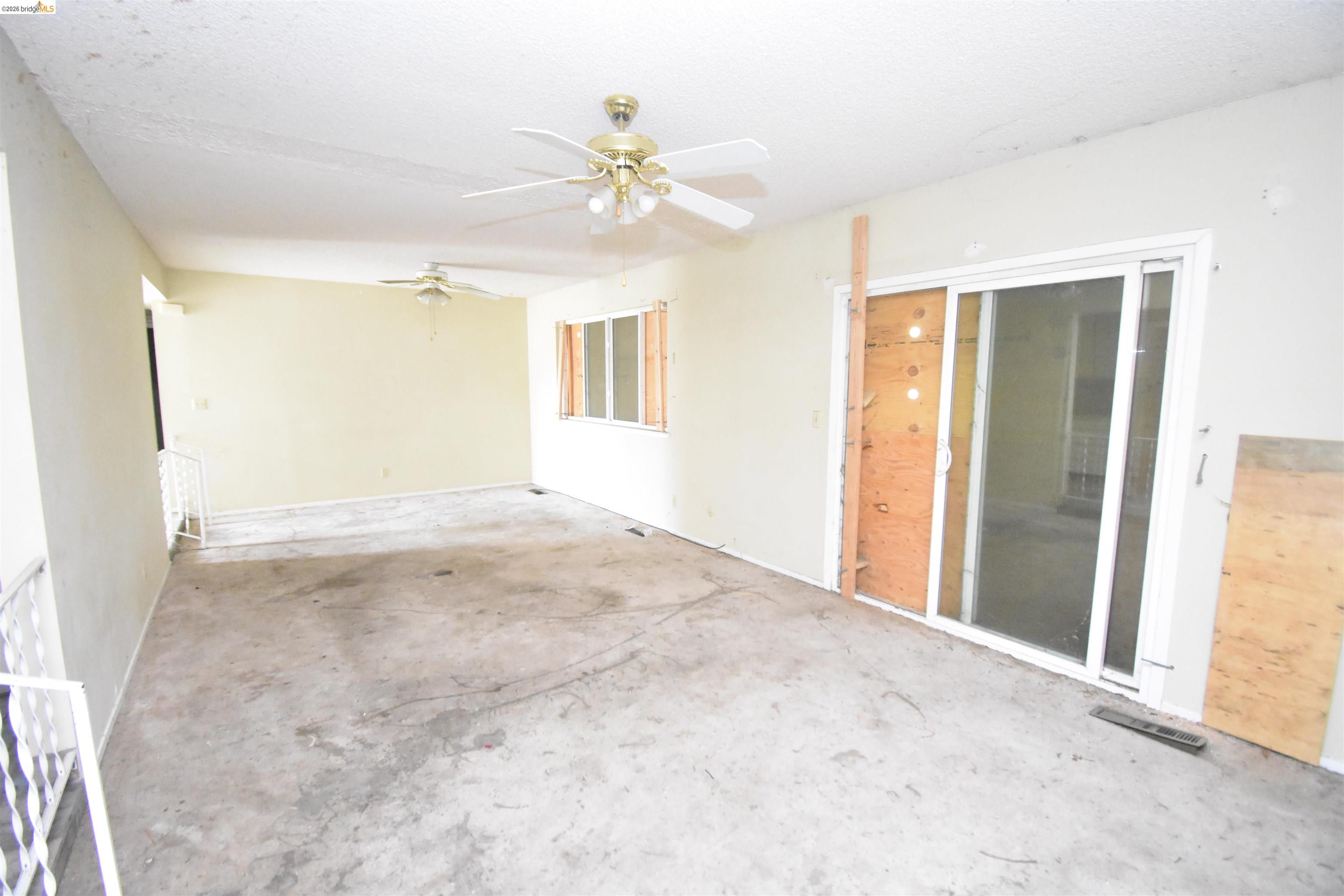 1013 Colonial Court Modesto, CA 95350 - Photo 18 of 30