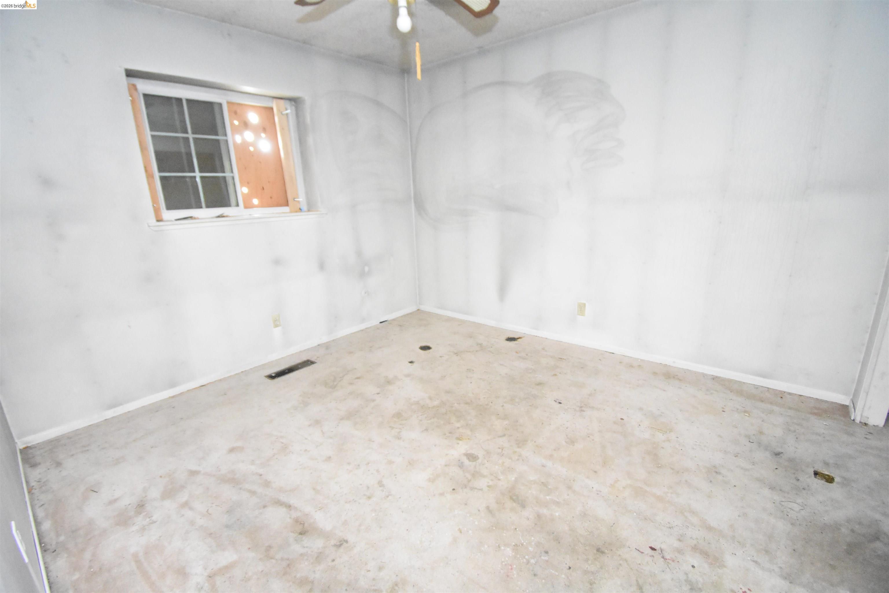 1013 Colonial Court Modesto, CA 95350 - Photo 23 of 30