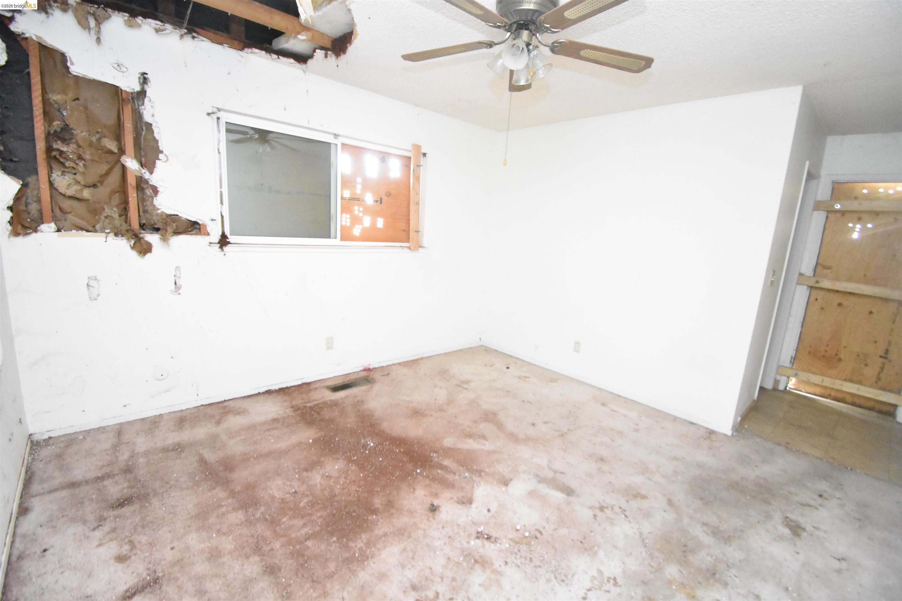 1013 Colonial Court Modesto, CA 95350 - Photo 25 of 30