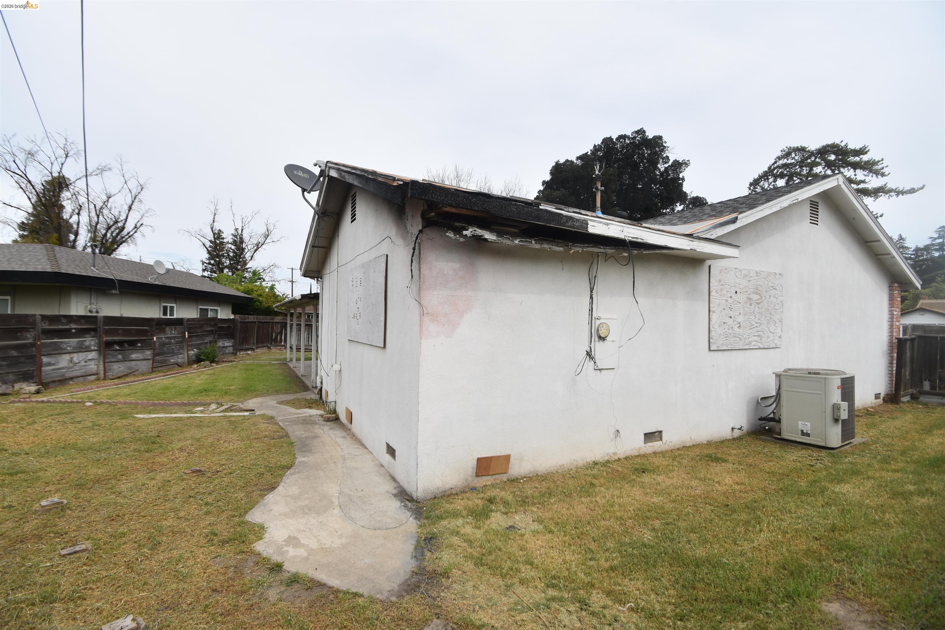 1013 Colonial Court Modesto, CA 95350 - Photo 28 of 30