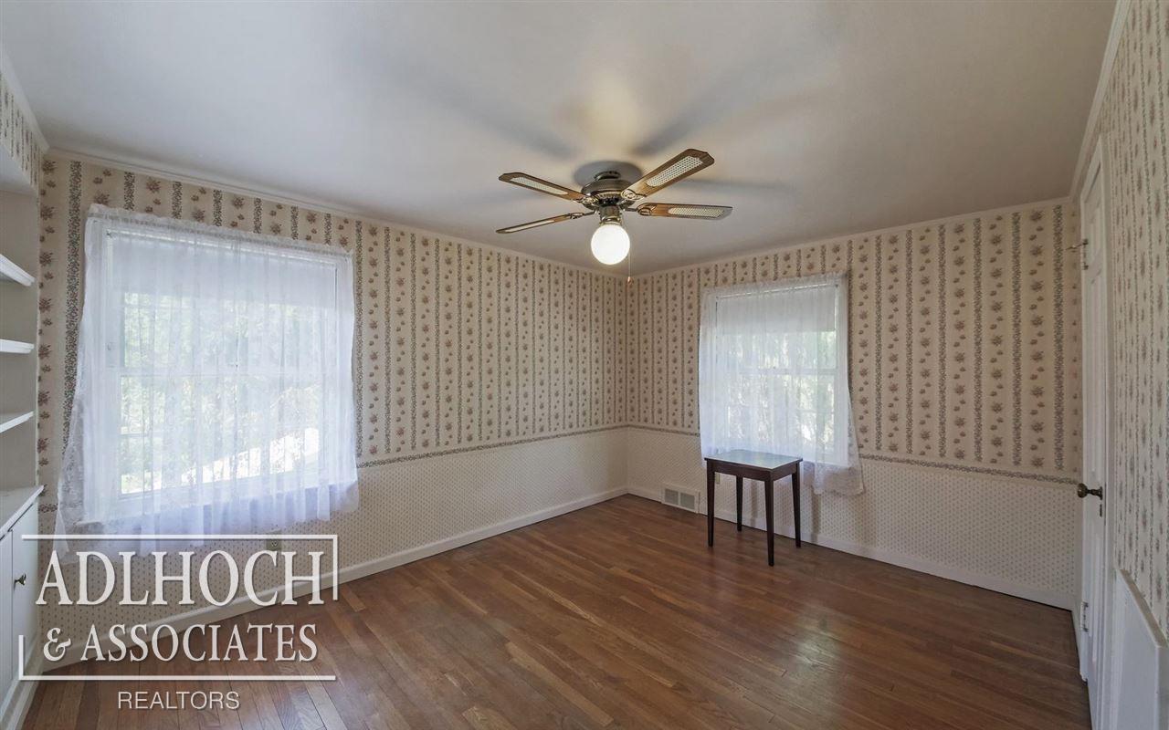 1047 Devonshire Road Grosse Pointe Park, MI 48230 - Photo 26 of 33