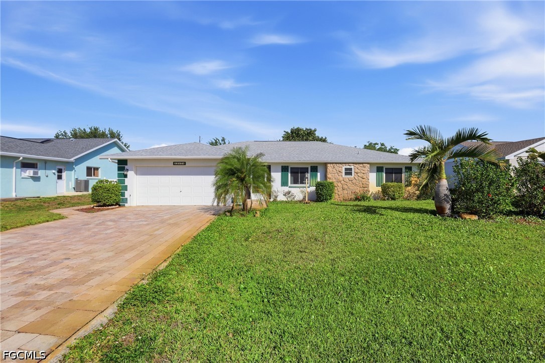 12878 Iona Road Fort Myers, FL 33908 - Photo 33 of 40