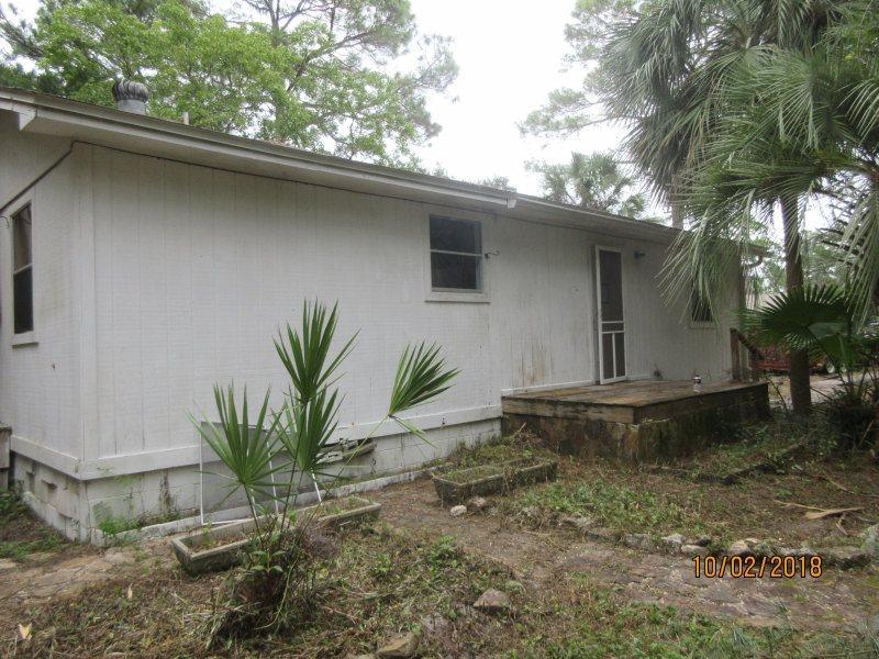 2035 Shannon Road Navarre, FL 32566 - Photo 1 of 11 Front