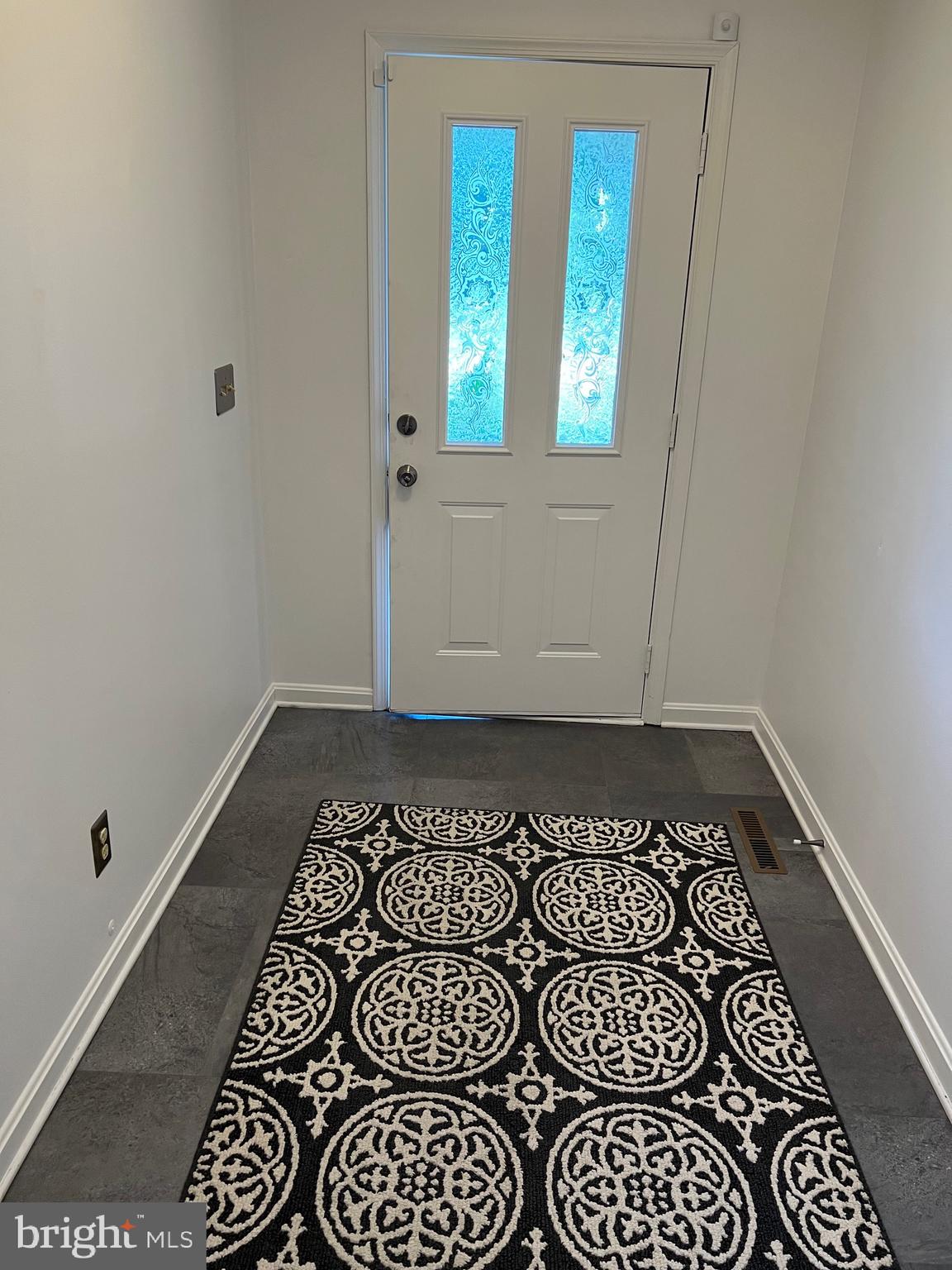42454 Wilderness Road Leonardtown, MD 20650 - Photo 7 of 22 Front Entry Foyer
