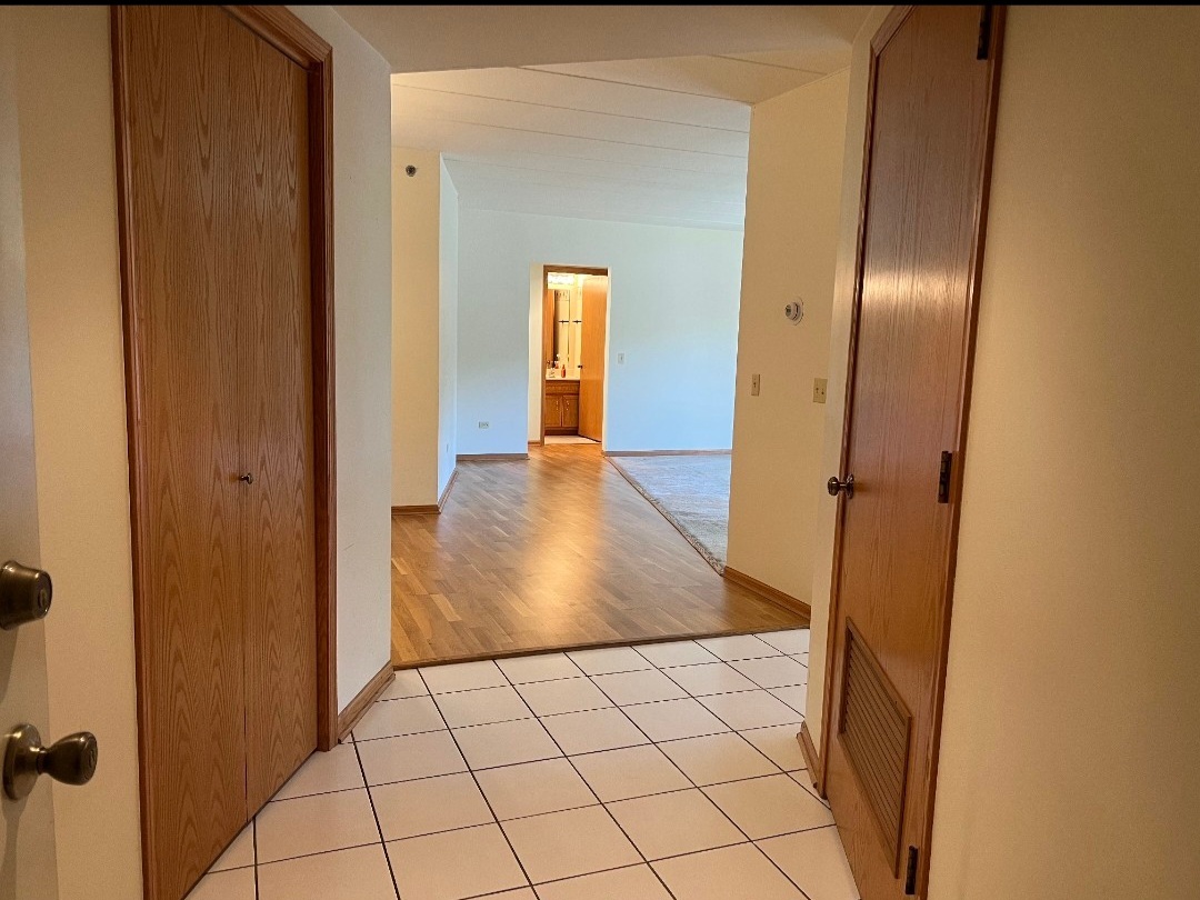 10228 SW Highway, Unit 1C Chicago Ridge, IL 60415 - Photo 9 of 32 Gallery Image 9